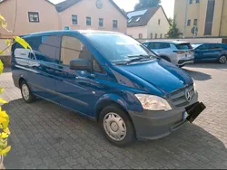 Blau Gebraucht 2010 Mercedes Vito Van / Kleinbus | 7.999 €