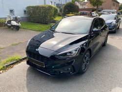 Schwarz Gebraucht 2019 Ford Focus ST-Line Limousine | 15.500 € (Guter Preis)