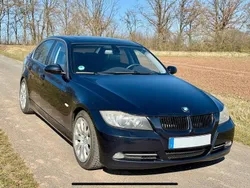 Blau Gebraucht 2006 BMW 330 Performance Limousine | 6.950 €