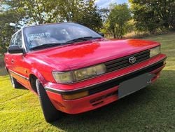 Rot Gebraucht 1990 Toyota Corolla Limousine | 3.900 €