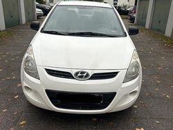 Weiß Gebraucht 2010 Hyundai i20 Kleinwagen | 2.800 €