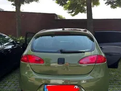 Grün Gebraucht 2003 Seat Leon Kleinwagen | 1.999 €