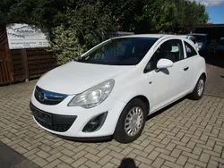 Weiß Gebraucht 2012 Opel Corsa Selection Kleinwagen | 2.500 € (Guter Preis)