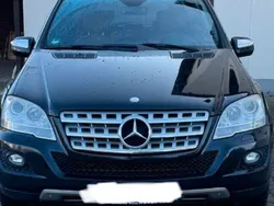 Schwarz Gebraucht 2009 Mercedes ML350 SUV | 9.000 € (Etwas zu teuer)