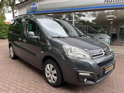 Grau Gebraucht 2018 Citroën Berlingo PureTech Van / Kleinbus | 11.890 € (Fairer Preis)