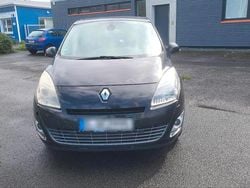 Schwarz Gebraucht 2010 Renault Grand Scénic III Van / Kleinbus | 2.650 € (Superpreis)