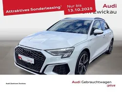 Gletscherweiß metallic Gebraucht 2024 Audi A3 Sportback e-tron S-Line Limousine | 38.460 € (Teuer)
