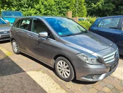 Grau Gebraucht 2012 Mercedes B180 Van / Kleinbus | 5.000 € (Superpreis)