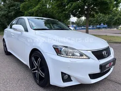 Weiß Gebraucht 2011 Lexus IS250 Limousine | 13.900 €