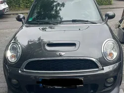 Grau Gebraucht 2014 Mini Cooper S Kleinwagen | 10.700 € (Etwas zu teuer)