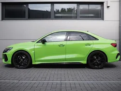 Grün Gebraucht 2023 Audi RS3 Sport Kleinwagen | 65.900 € (Etwas zu teuer)