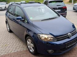 Blau Gebraucht 2010 VW Golf Plus Cross Team Van / Kleinbus | 2.990 € (Guter Preis)