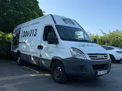 Weiß Gebraucht 2008 Iveco Daily Limousine | 4.999 €