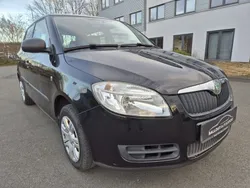 Schwarz Gebraucht 2009 Skoda Fabia Limousine | 1.950 € (Superpreis)