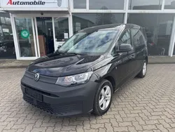 Deep black perleffekt Gebraucht 2021 VW Caddy Van / Kleinbus | 18.400 € (Fairer Preis)