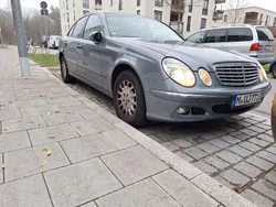 Blau Gebraucht 2005 Mercedes E200 Elegance Limousine | 5.500 € (Fairer Preis)