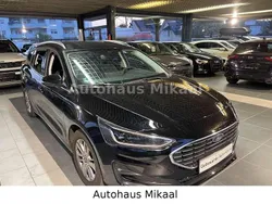 Agate black Gebraucht 2023 Ford Focus Titanium X Kombi | 22.999 € (Superpreis)