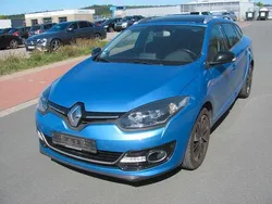 Blau Gebraucht 2015 Renault Mégane III Bose Edition Limousine | 6.795 € (Fairer Preis)