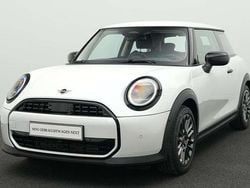 Weiß Gebraucht 2024 Mini Cooper Classic Kleinwagen | 26.374 € (Fairer Preis)