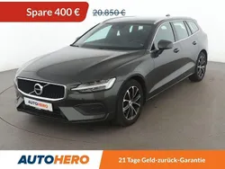 Grau Gebraucht 2020 Volvo V60 Momentum Kombi | 20.450 € (Guter Preis)