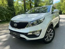 Weiß Gebraucht 2016 Kia Sportage DREAM-TEAM Edition SUV | 15.490 € (Fairer Preis)