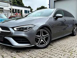 Grau Gebraucht 2022 Mercedes CLA200 Shooting Brake AMG line Kombi | 18.950 € (Guter Preis)