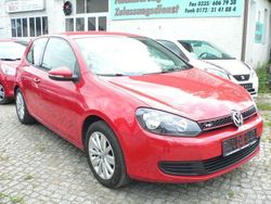 Rot Gebraucht 2010 VW Golf VI Comfortline Limousine | 5.900 € (Etwas zu teuer)