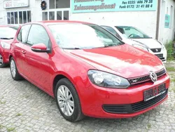 Rot Gebraucht 2010 VW Golf VI Comfortline Limousine | 5.900 € (Etwas zu teuer)