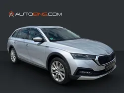 Silber Gebraucht 2022 Skoda Octavia Scout 4x4 Limousine | 23.888 € (Guter Preis)