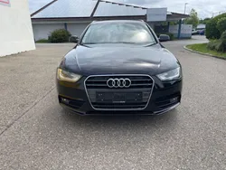 Schwarz Gebraucht 2012 Audi A4 Ambition Kombi | 5.950 € (Superpreis)