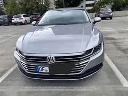 Silber Gebraucht 2018 VW Arteon Basis Kleinwagen | 18.600 € (Guter Preis)