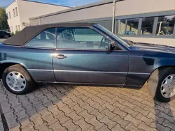 Schwarz Gebraucht 1996 Mercedes E200 Cabrio | 16.350 € (Fairer Preis)