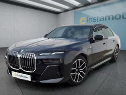 Schwarz Gebraucht 2024 BMW 750 Limousine | 102.549 €