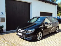 Nachtschwarz unilack Gebraucht 2017 Mercedes B180 Urban Van / Kleinbus | 16.990 € (Fairer Preis)