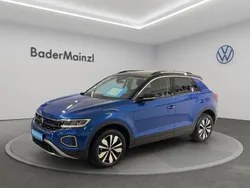 Ravennablau metallic/schwarz Gebraucht 2024 VW T-Roc Move SUV | 28.930 € (Guter Preis)