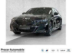 Schwarz Neu 2024 BMW i5 M Sport Limousine | 77.860 € (Fairer Preis)