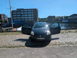 Blau Gebraucht 2009 Fiat Punto Kleinwagen | 1.450 € (Fairer Preis)