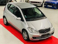 Silber Gebraucht 2011 Mercedes A180 Limousine | 4.444 € (Teuer)