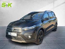 Perlmuttschwarz metallic (schwarz) Gebraucht 2022 Dacia Jogger Extreme Van / Kleinbus | 17.980 € (Fairer Preis)