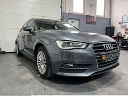 Grau Gebraucht 2016 Audi A3 Ambiente Limousine | 14.490 € (Fairer Preis)