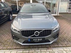 Grau Gebraucht 2019 Volvo XC60 R-Design SUV | 29.989 € (Etwas zu teuer)