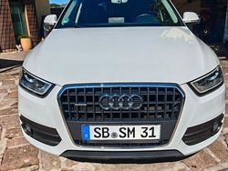 Weiß Gebraucht 2013 Audi Q3 Ambiente SUV | 13.000 € (Fairer Preis)