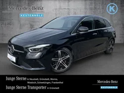 lack kosmosschwarz Gebraucht 2023 Mercedes B220 Progressive Van / Kleinbus | 38.880 € (Etwas zu teuer)