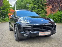 Blau Gebraucht 2016 Porsche Cayenne SUV | 34.450 € (Fairer Preis)