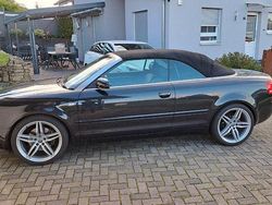 Schwarz Gebraucht 2003 Audi Cabriolet Sport Cabrio | 3.980 € (Fairer Preis)