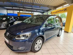 Blau Gebraucht 2014 VW Touran Life Van / Kleinbus | 9.950 € (Guter Preis)