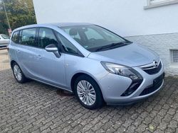 Blau Gebraucht 2016 Opel Zafira Tourer Edition Van / Kleinbus | 9.900 € (Fairer Preis)