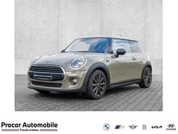Emerald grey metalli Gebraucht 2018 Mini ONE Kleinwagen | 11.940 € (Guter Preis)