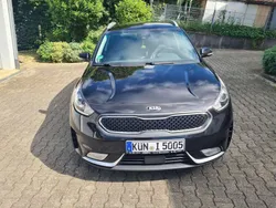 Gebraucht 2016 Kia Niro Edition 7 SUV | 12.300 € (Teuer)