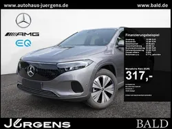 Grau metalliclack mountaingrau Gebraucht 2024 Mercedes EQA300 Progressive SUV | 33.390 € (Superpreis)